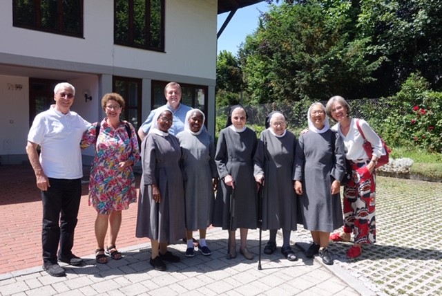 Die Schwestern zu Besuch im Mutterhaus der Missionsbenediktinerinnen in Tutzing (D)